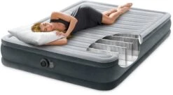 Intex Comfort Plush Luchtbed - Queensize - Ingebouwde Elektrische Pomp -Buiten kamperen 1320 1900 67770 inuse 2023 300