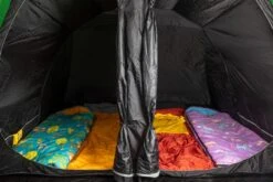 Kampa Brean 4 Tunneltent - 4 Persoons 15 Kampa Brean 4 Tunneltent - 4 Persoons -Buiten kamperen breanair4 3 4