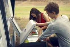 Dometic CFX3 75DZ Compressor Koelbox - 74 Liter 24 Dometic CFX3 75DZ Compressor Koelbox - 74 Liter -Buiten kamperen kampa dometic cfx3 picnic resultaat