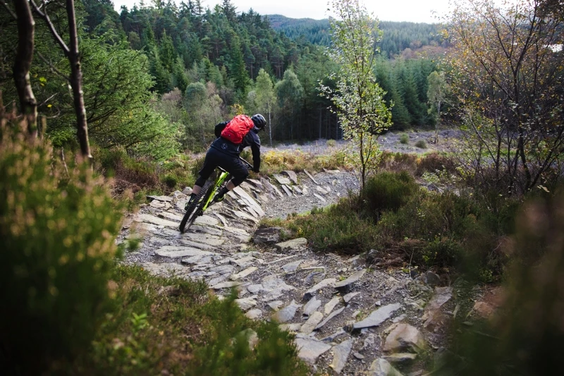 Osprey Sylva Daypack - 12 Liter - Blauw 11 Osprey Sylva Daypack - 12 Liter - Blauw - Afbeelding 9